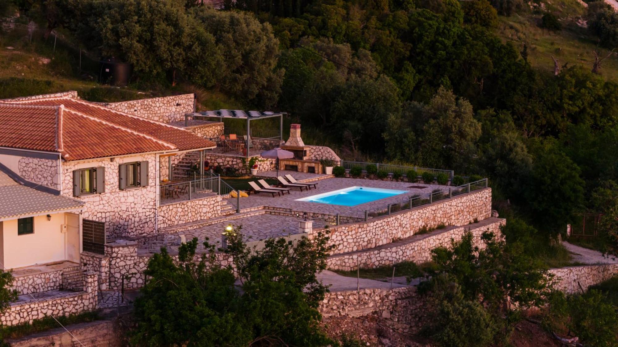 Villa Aurora Athánion 외부 사진
